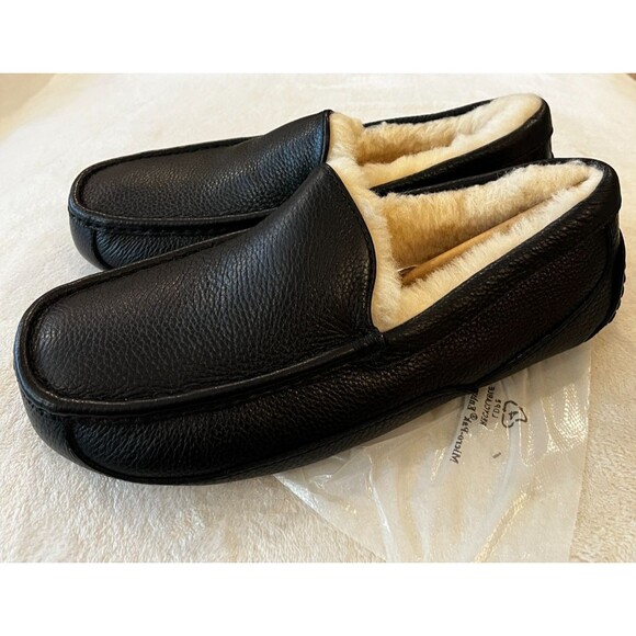UGG Ascot Mens Pebble Black Leather Sheepskin Slipper Size 9 US New in Box Shoe main image 12